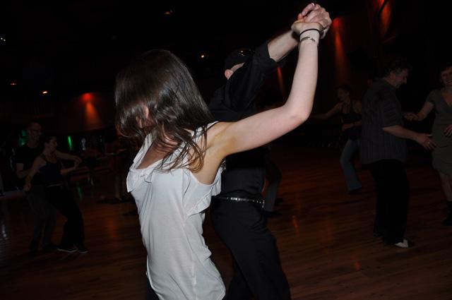 min 2013 04 21 station danse 326
